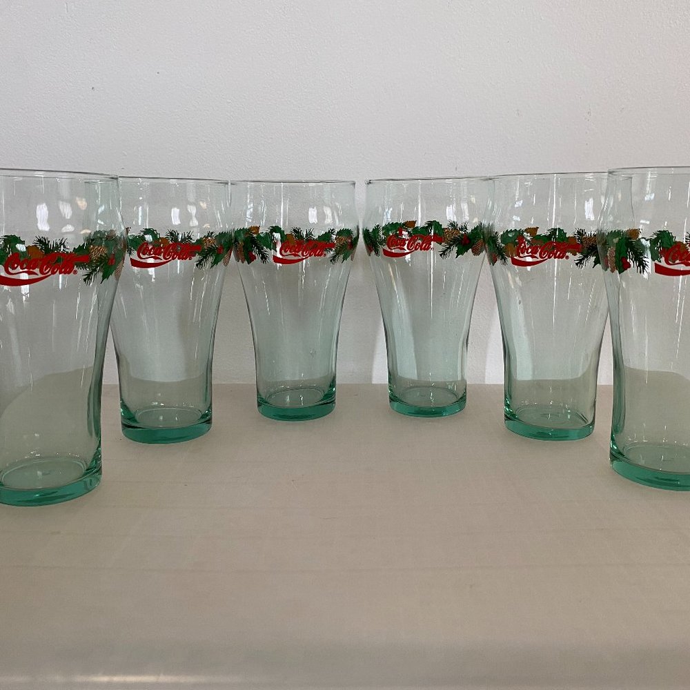 Coca-Cola Glasses with Holiday Design – Set of 6